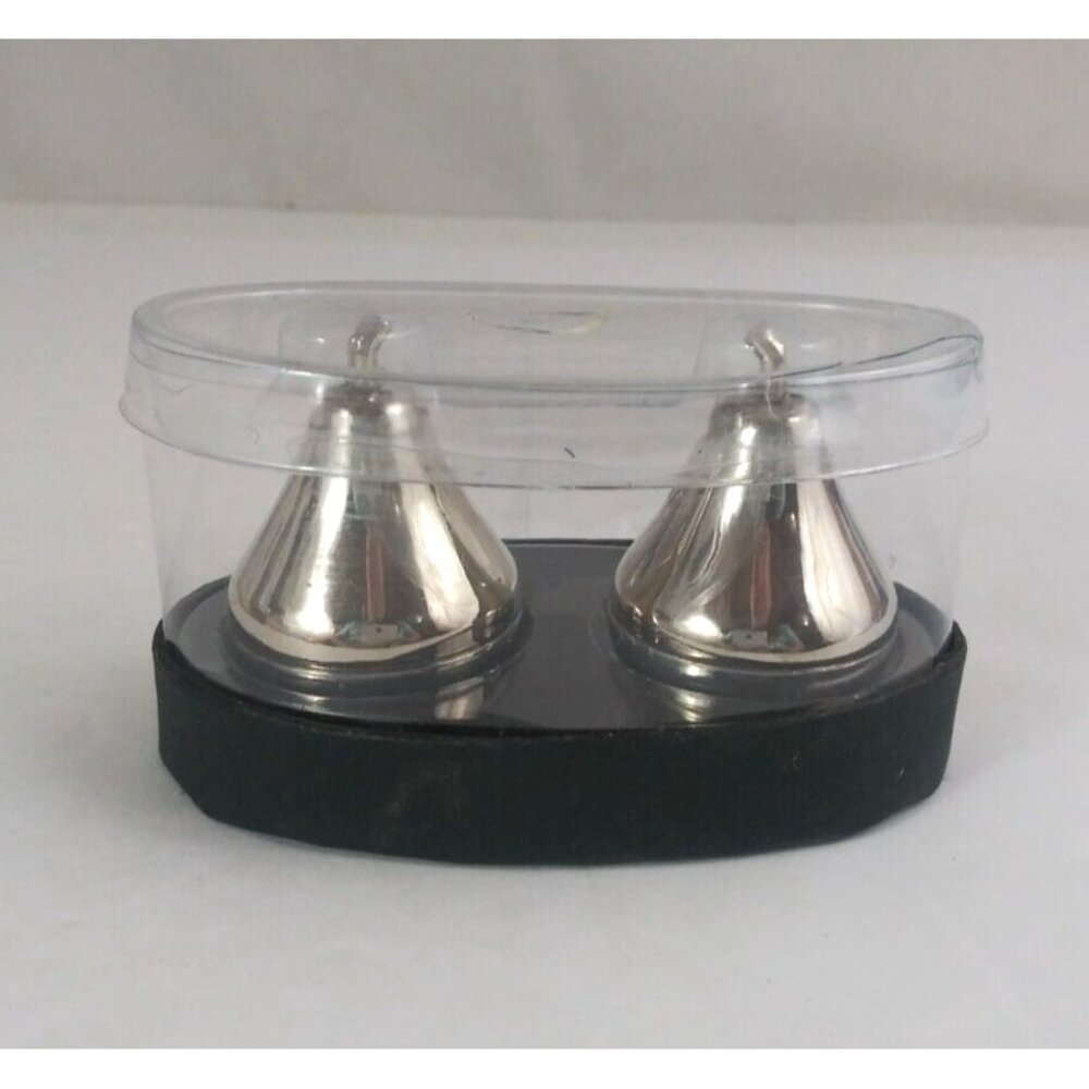New 2007 Kate Aspen Metal Silver Pear Salt & Pepper Shakers